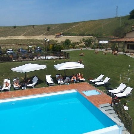 La Maragliana Aparthotel Castel Rocchero Kültér fotó