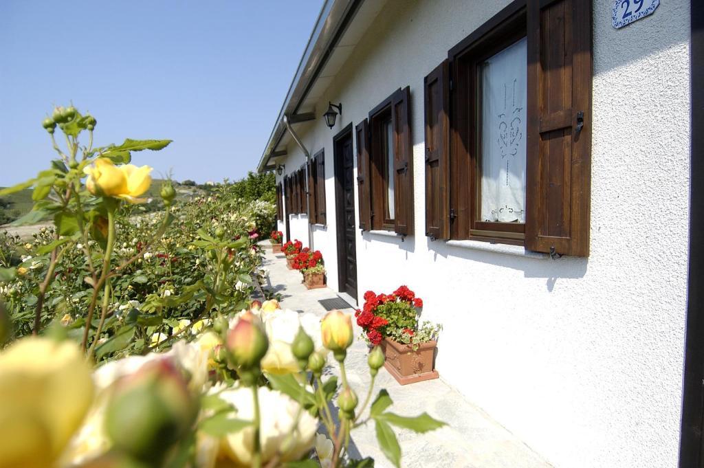 La Maragliana Aparthotel Castel Rocchero Szoba fotó