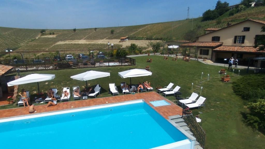 La Maragliana Aparthotel Castel Rocchero Kültér fotó