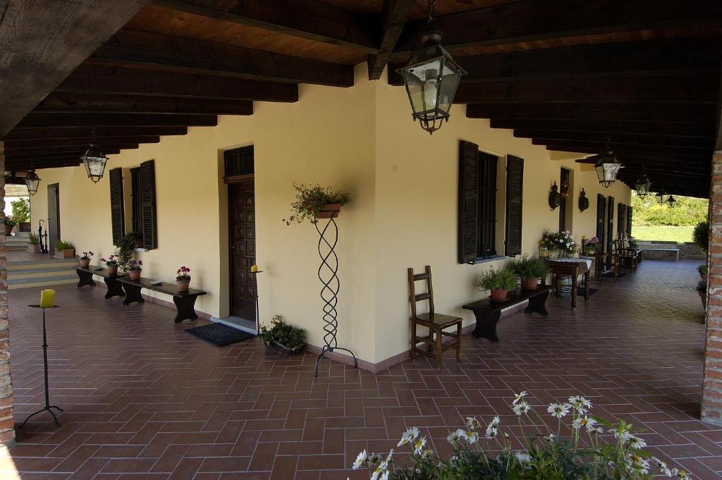 La Maragliana Aparthotel Castel Rocchero Kültér fotó
