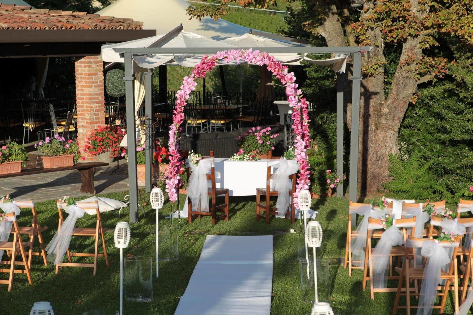 La Maragliana Aparthotel Castel Rocchero Kültér fotó